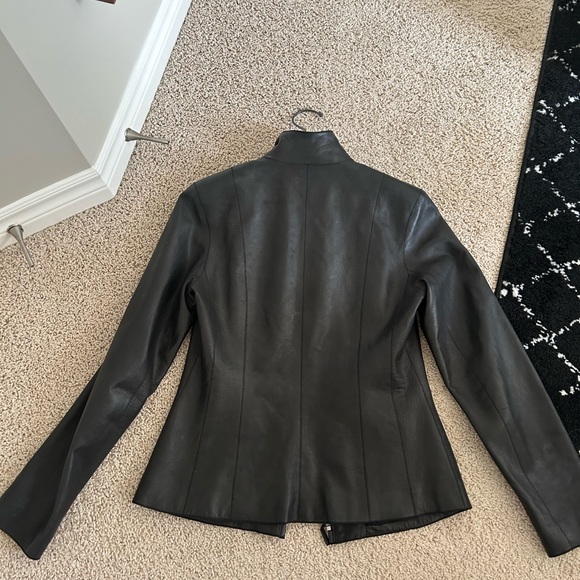 Cole Haan leather jacket size 2 - Picture 2 of 3